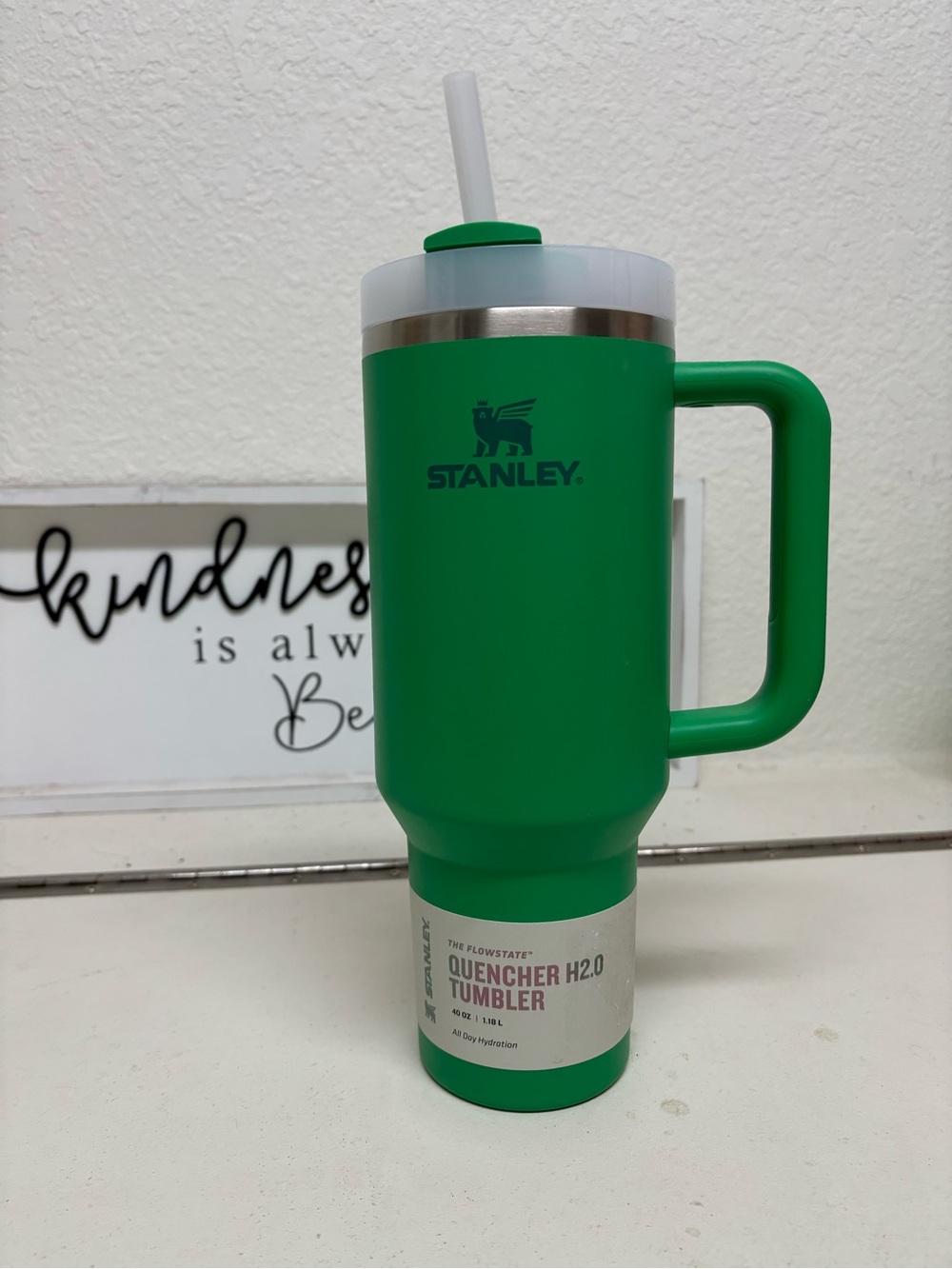 Stanley Green Quencher H2.0 Tumbler with Handle